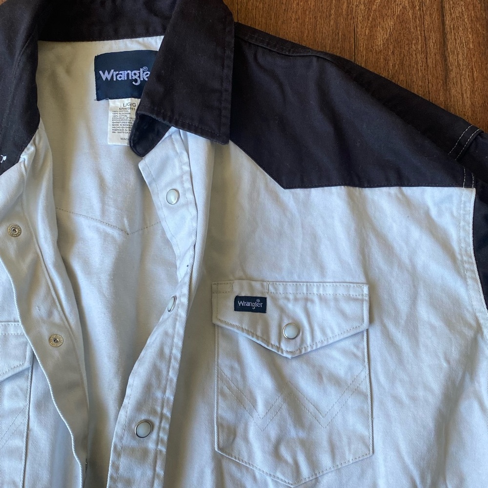 Wrangler Men’s Button Up